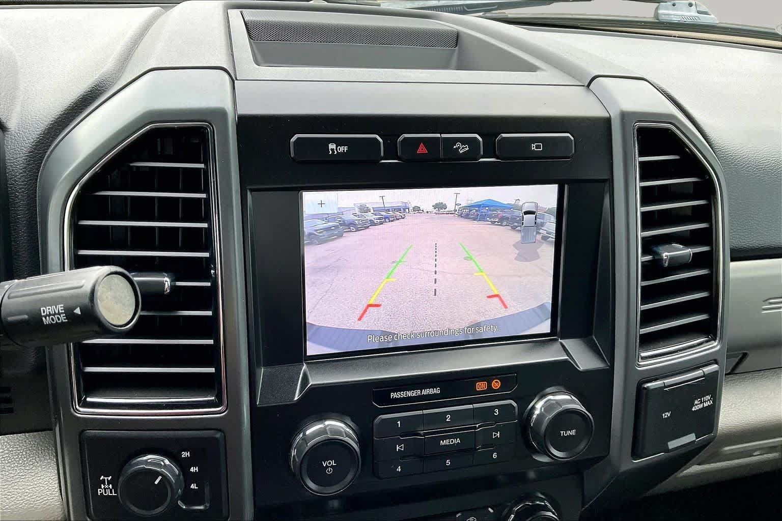 Used 2022 Ford F250 XLT w/ XLT Premium Package AWD/4WD image 26