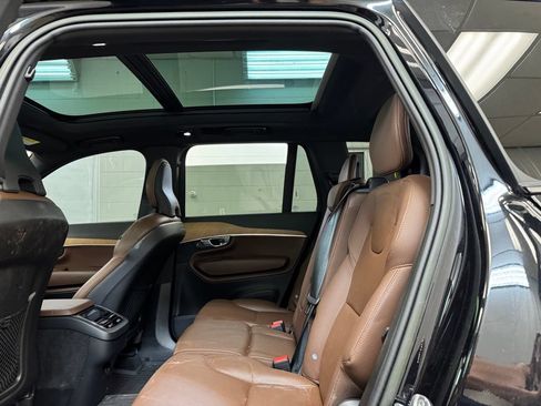 Used 2023 Volvo XC90 B6 Plus w/ Protection Package Premier AWD/4WD image 19