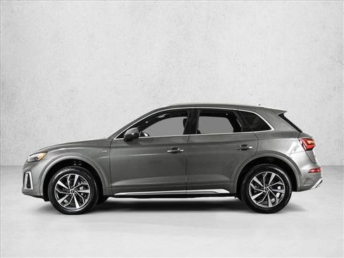 Used 2023 Audi Q5 2.0T Premium Plus w/ Premium Plus Package AWD/4WD image 9