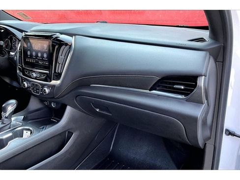 Used 2022 Chevrolet Traverse Premier w/ Redline Edition AWD/4WD image 17
