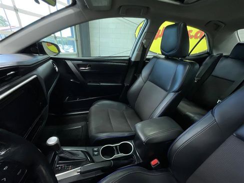Used 2019 Toyota Corolla SE w/ SE Premium Package image 12