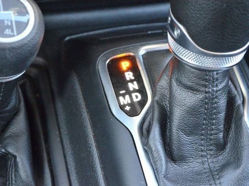 Used 2023 Jeep Wrangler Sport S image 29