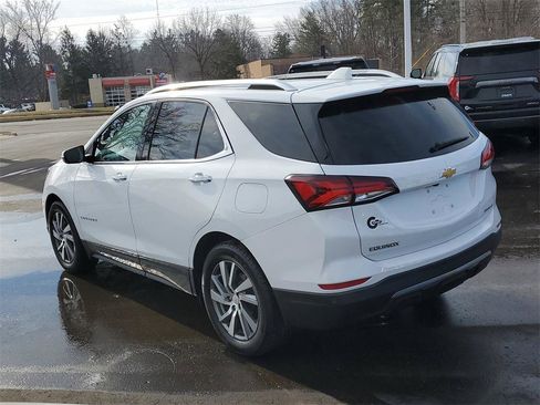 Used 2022 Chevrolet Equinox Premier image 4