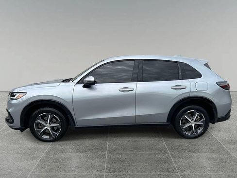 Used 2023 Honda HR-V EX-L image 2