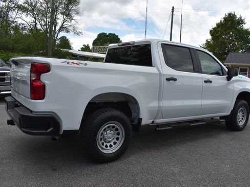 Used 2021 Chevrolet Silverado 1500 W/T w/ WT Fleet Convenience Package AWD/4WD image 3
