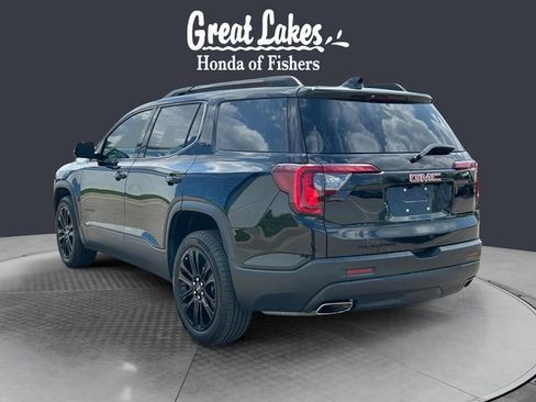 Used 2023 GMC Acadia SLT w/ Elevation Edition image 3