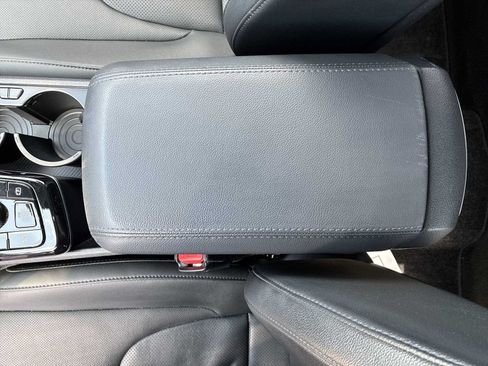 Used 2025 Kia Sportage EX w/ Premium Package AWD/4WD image 23