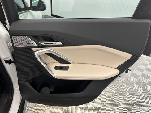 Used 2024 BMW X1 xDrive28i w/ Convenience Package image 18