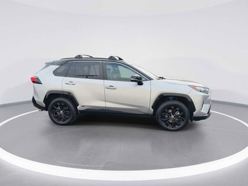 Certified 2022 Toyota RAV4 XSE AWD/4WD image 9
