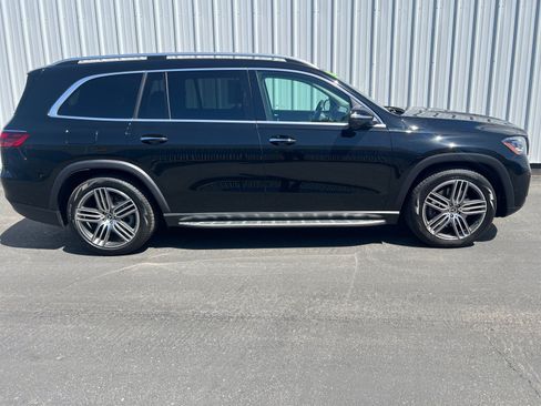 Used 2026 Mercedes-Benz GLS 450 4MATIC image 7
