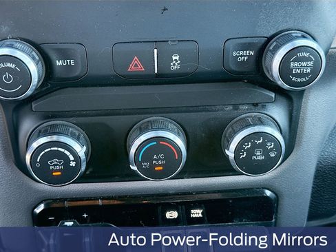 Used 2023 RAM 2500 Big Horn w/ Level 1 Equipment Group image 20