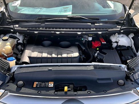 Used 2018 Ford Edge SEL FWD image 9