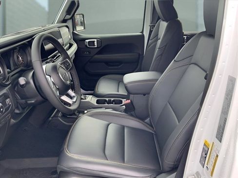 New 2025 Jeep Wrangler Sahara AWD/4WD image 9