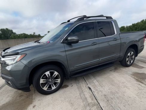 Used 2017 Honda Ridgeline RTL-T image 9