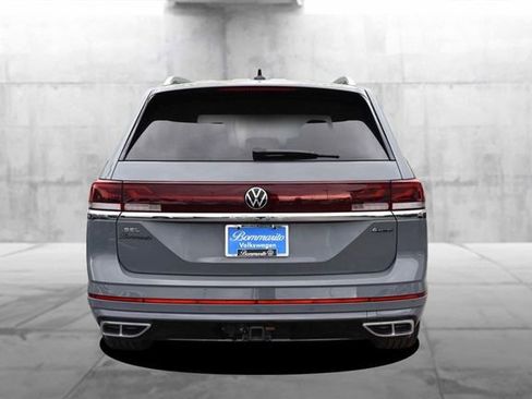 Certified 2025 Volkswagen Atlas SEL Premium R-Line AWD/4WD image 6