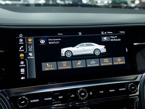 Used 2021 Bentley Flying Spur V8 image 61