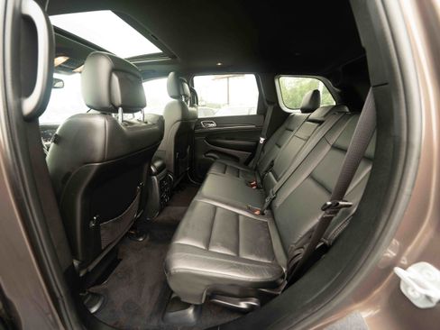 Used 2018 Jeep Grand Cherokee Limited AWD/4WD image 22