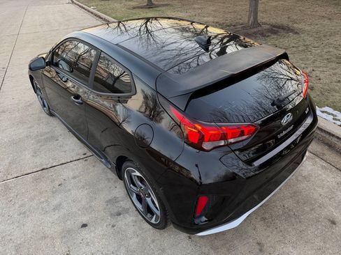 Used 2020 Hyundai Veloster Turbo FWD image 4