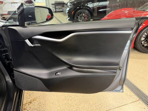 Used 2016 Tesla Model S 90D image 35