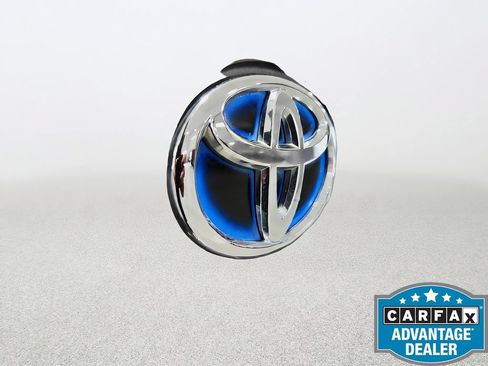 Used 2022 Toyota Sienna XSE FWD image 38