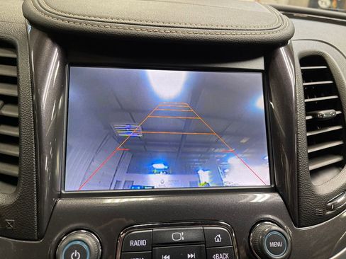 Used 2014 Chevrolet Impala LT w/ Convenience Package FWD image 24