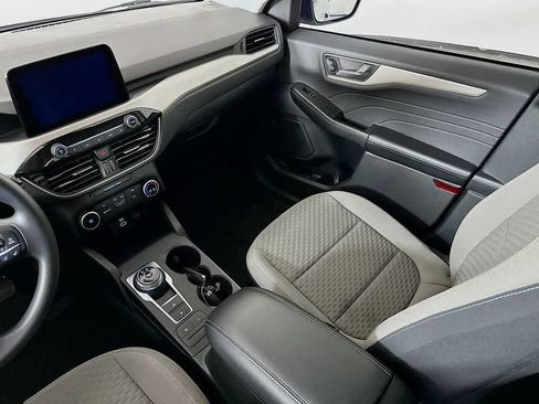 Certified 2022 Ford Escape SE image 11