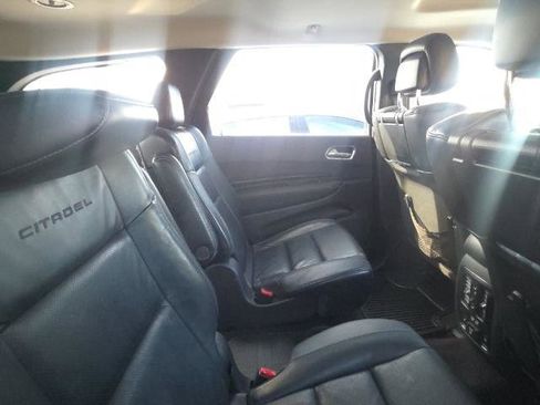 Used 2016 Dodge Durango Citadel w/ Premium Entertainment Group image 4