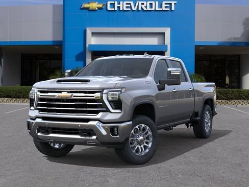 New 2026 Chevrolet Silverado 2500 LTZ w/ LTZ Plus Package AWD/4WD image 7