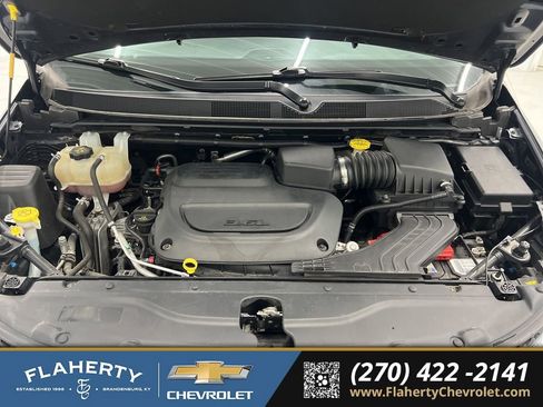 Used 2020 Chrysler Pacifica Limited w/ Tire & Wheel Group image 14