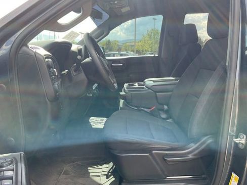Used 2021 Chevrolet Silverado 1500 Custom Trail Boss AWD/4WD image 12