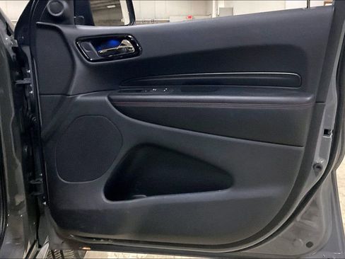 Used 2025 Dodge Durango GT image 23