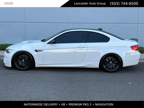Used 2011 BMW M3 Coupe RWD image 3