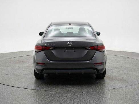 Used 2025 Nissan Sentra SV image 7