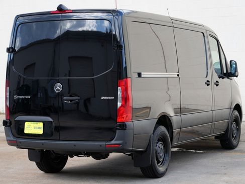 Used 2026 Mercedes-Benz Sprinter 2500 image 42