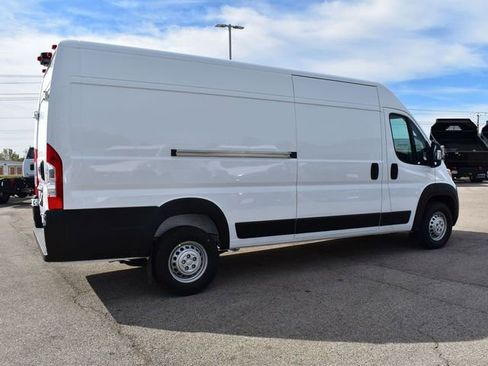 New 2026 RAM ProMaster 3500 w/ Convenience Group image 11