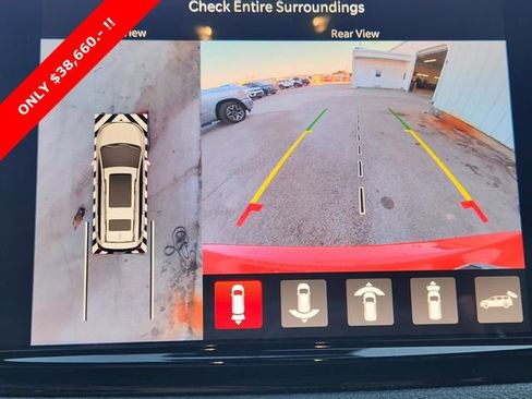 New 2026 Chrysler Pacifica Select image 13