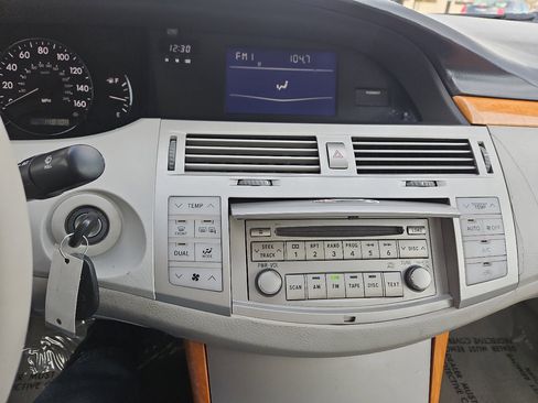 Used 2006 Toyota Avalon XLS image 16