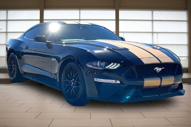Used 2021 Ford Mustang GT Premium w/ GT Performance Package RWD image 11