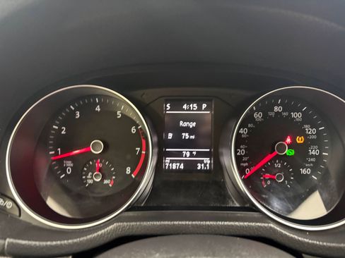 Used 2016 Volkswagen Passat 1.8T SE FWD image 33