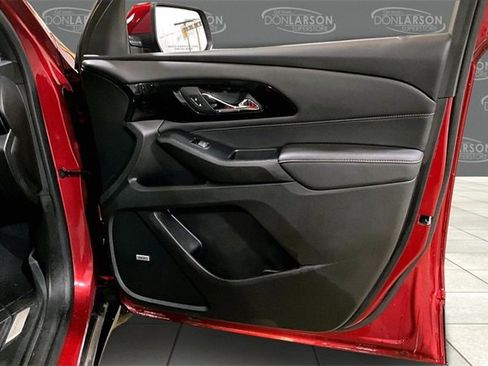Certified 2023 Chevrolet Traverse RS w/ LPO, Floor Liner Package image 12