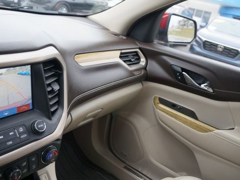 Used 2019 GMC Acadia Denali w/ Technology Package image 28