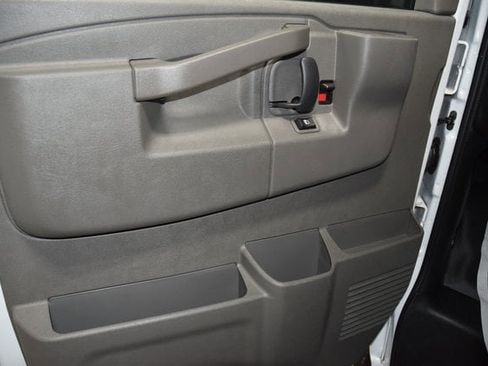 New 2025 Chevrolet Express 4500 w/ Power Convenience Package image 26