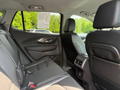 Certified 2023 GMC Terrain SLT w/ Elevation Edition AWD/4WD image 19
