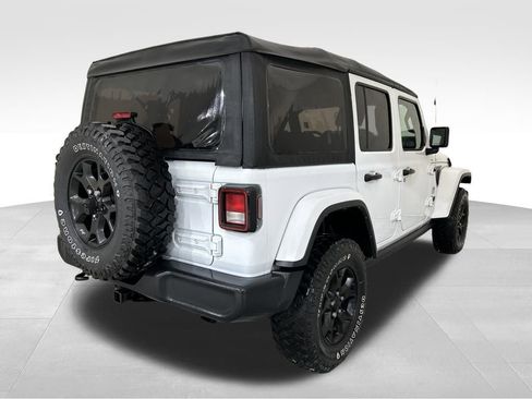 Used 2023 Jeep Wrangler Sport S image 5