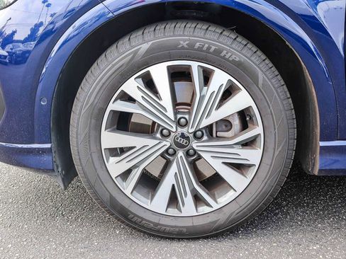 Used 2023 Audi Q4 e-tron Premium Plus w/ Premium Plus RWD image 9