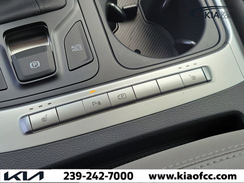 New 2026 Kia Carnival FWD image 29