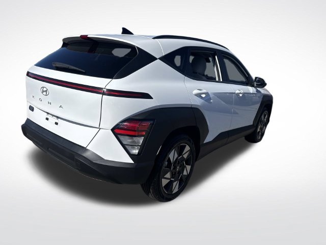 Used 2025 Hyundai Kona SEL FWD image 6