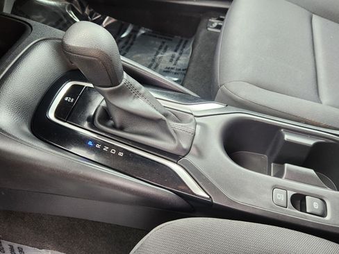 Certified 2024 Toyota Corolla LE FWD image 15
