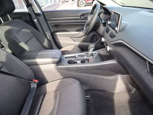 Certified 2025 Nissan Altima 2.5 S FWD image 26