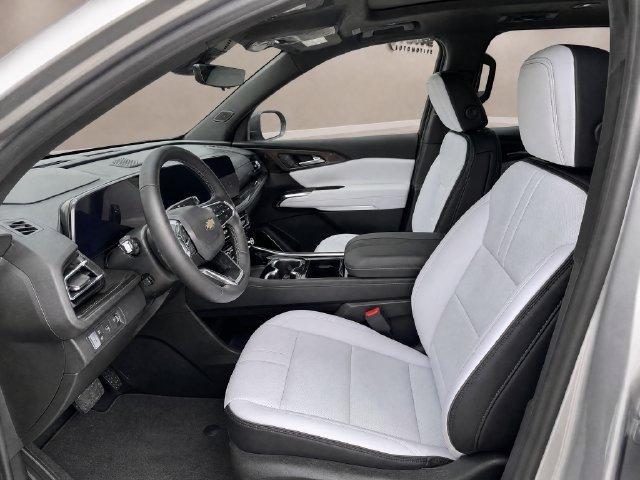 New 2026 Chevrolet Traverse High Country w/ LPO, Floor Liner Package FWD image 11